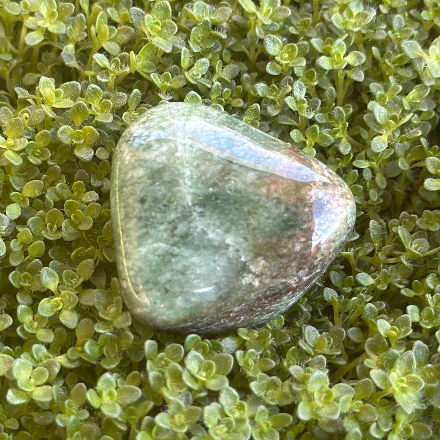 Green aventurine tumbled stone - light green polished crystal with smooth finish
