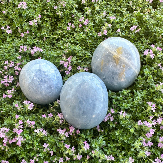 Blue Calcite Palmstone